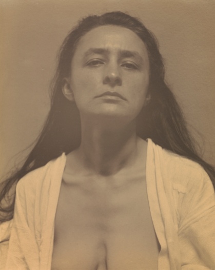 Alfred Stieglitz (1864-1946) Georgia O’Keeffe, 1918. Photograph, palladium print on paper 243 x 192 mm. The J. Paul Getty Museum, Los Angeles © The J. Paul Getty Trust